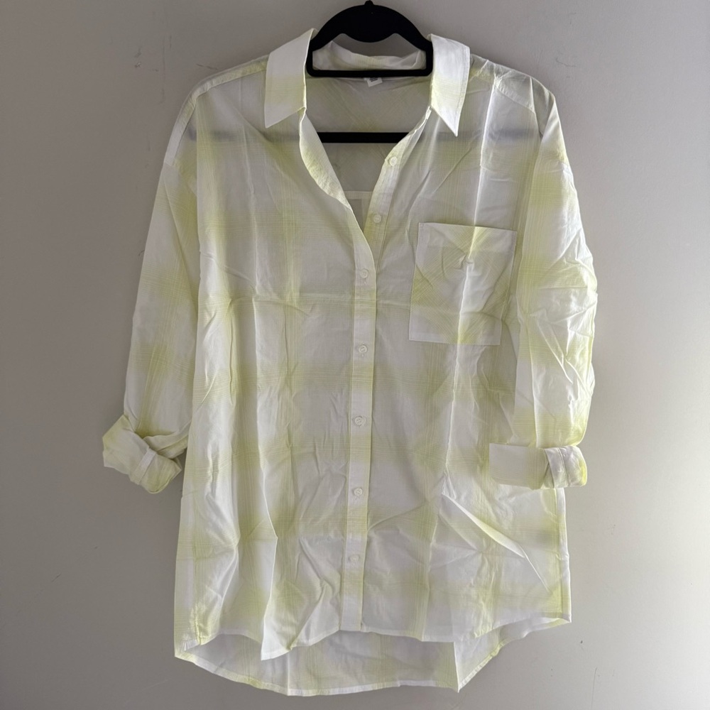 BP Women’s White and Yellow Plaid Button Up Shirt